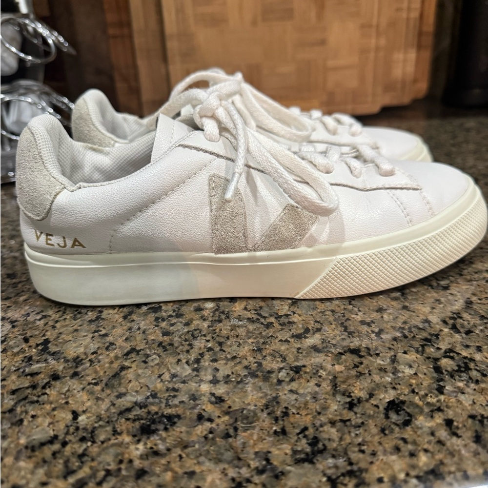 VEJA Campo Sneakers Size 37 US 6 White Natural